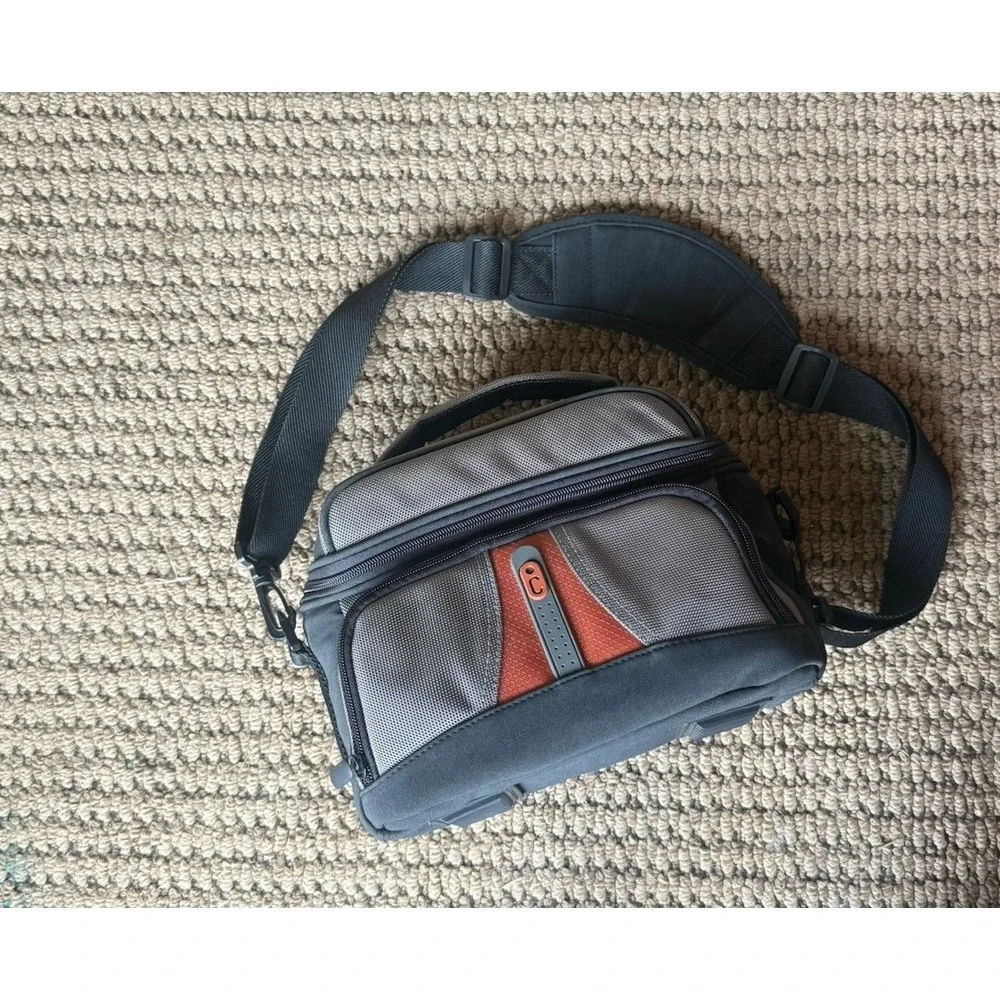ICON C Camera Zippered Nylon Carrying Case Bag With Strap